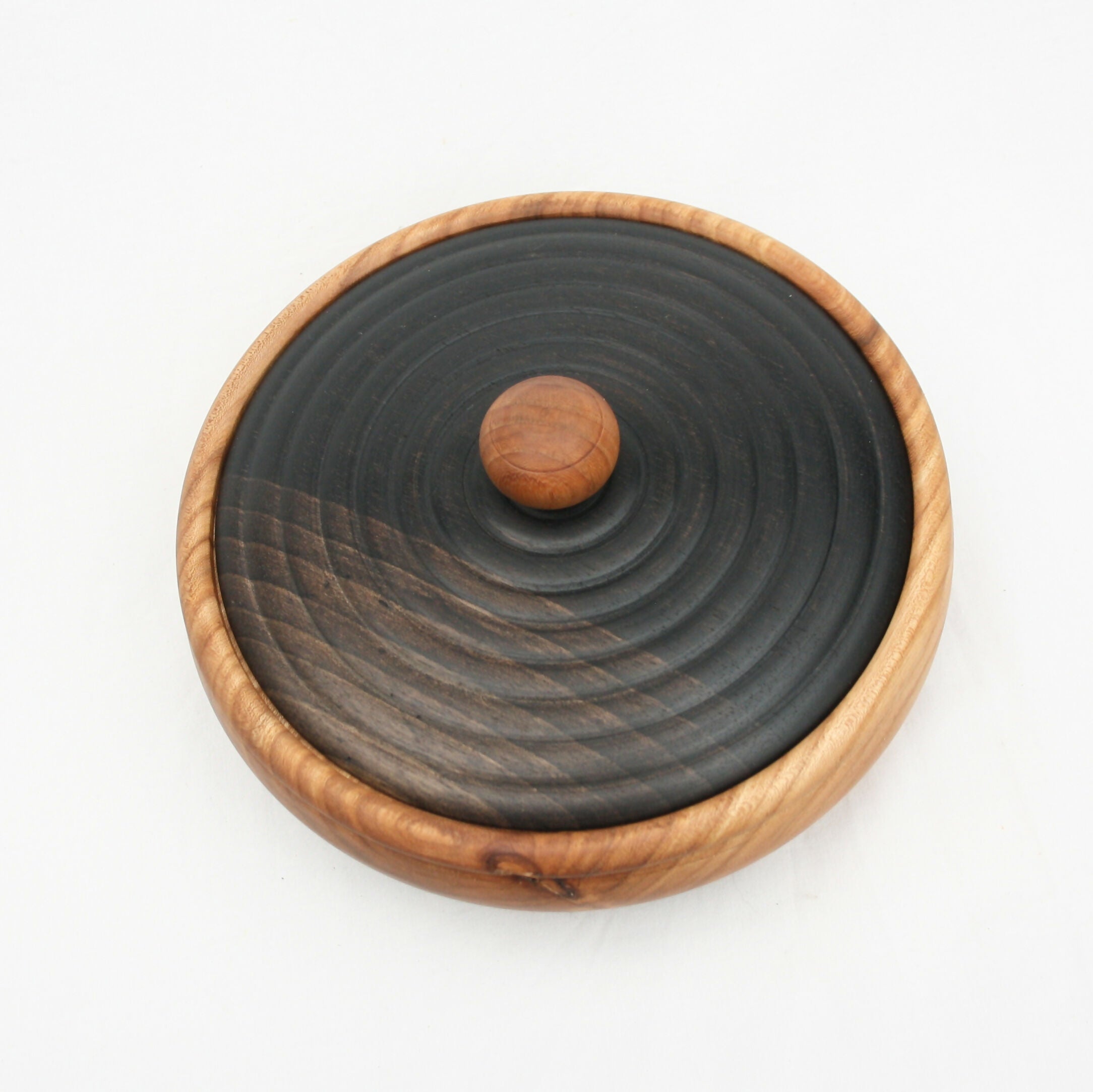 Bowl with lid