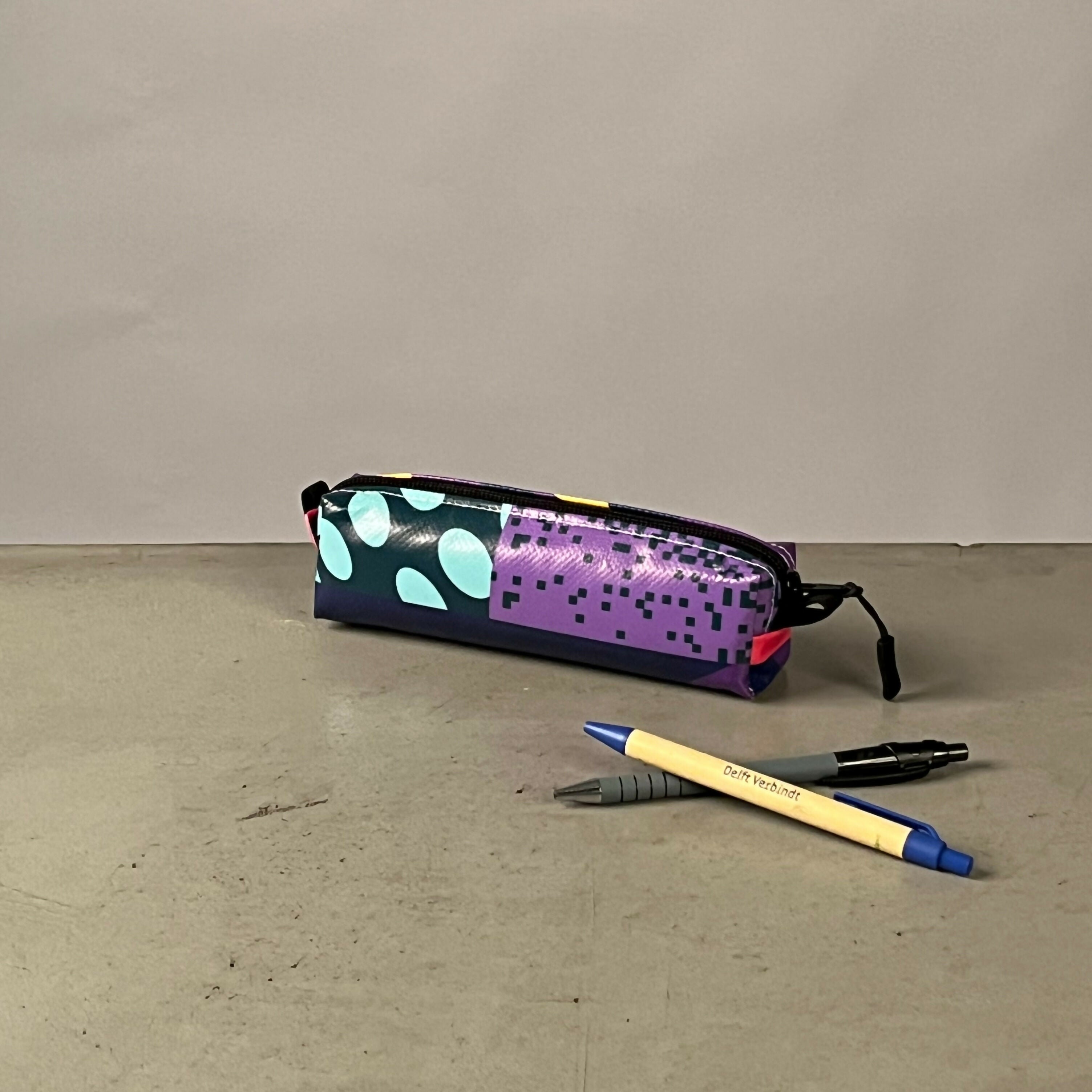 Etui | Gemaakt van een oude festivalbanner