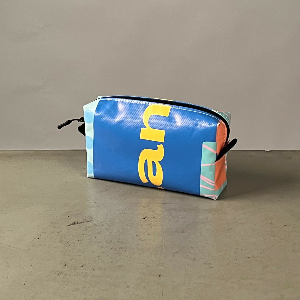 Etui | Gemaakt van een oude festivalbanner