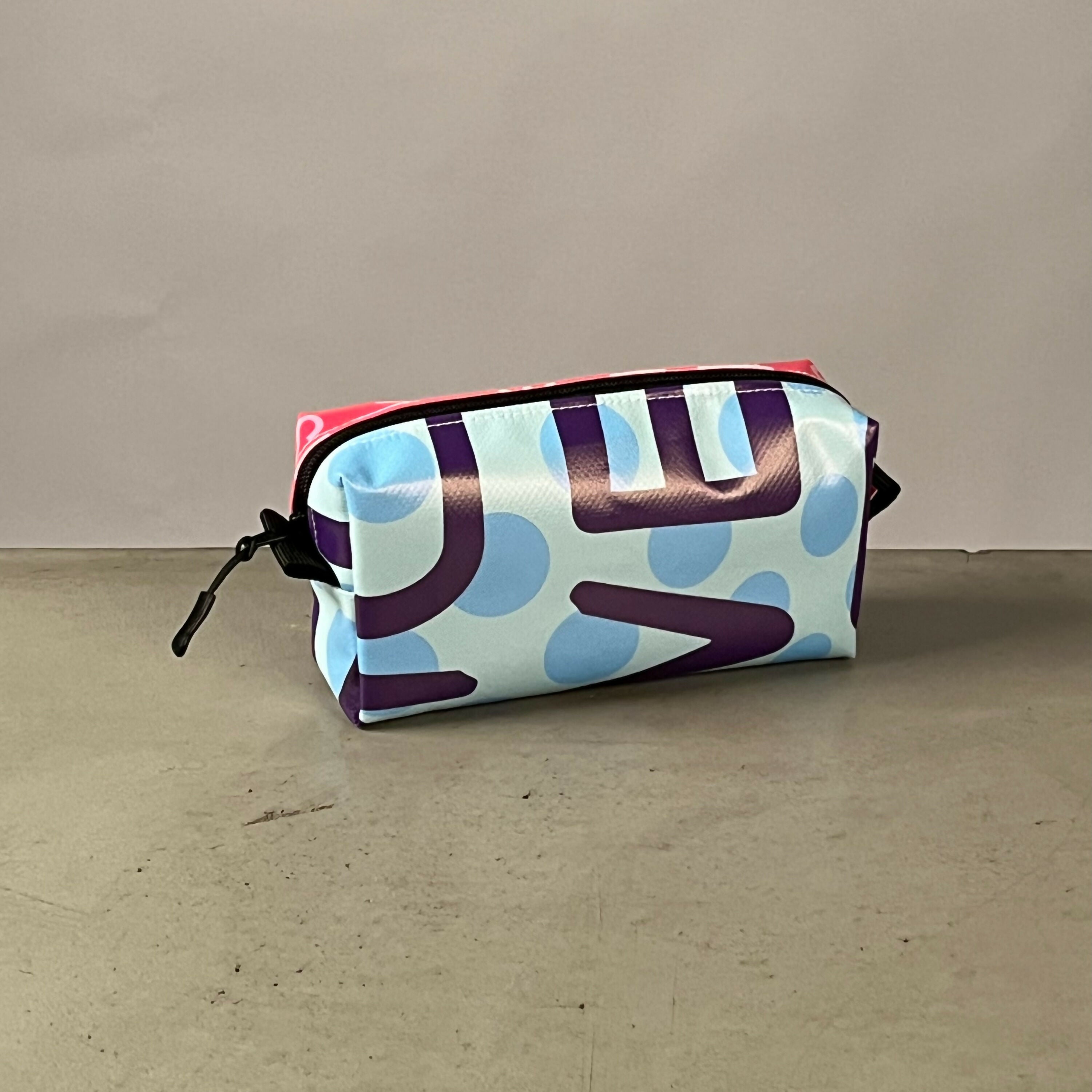 Etui | Gemaakt van een oude festivalbanner