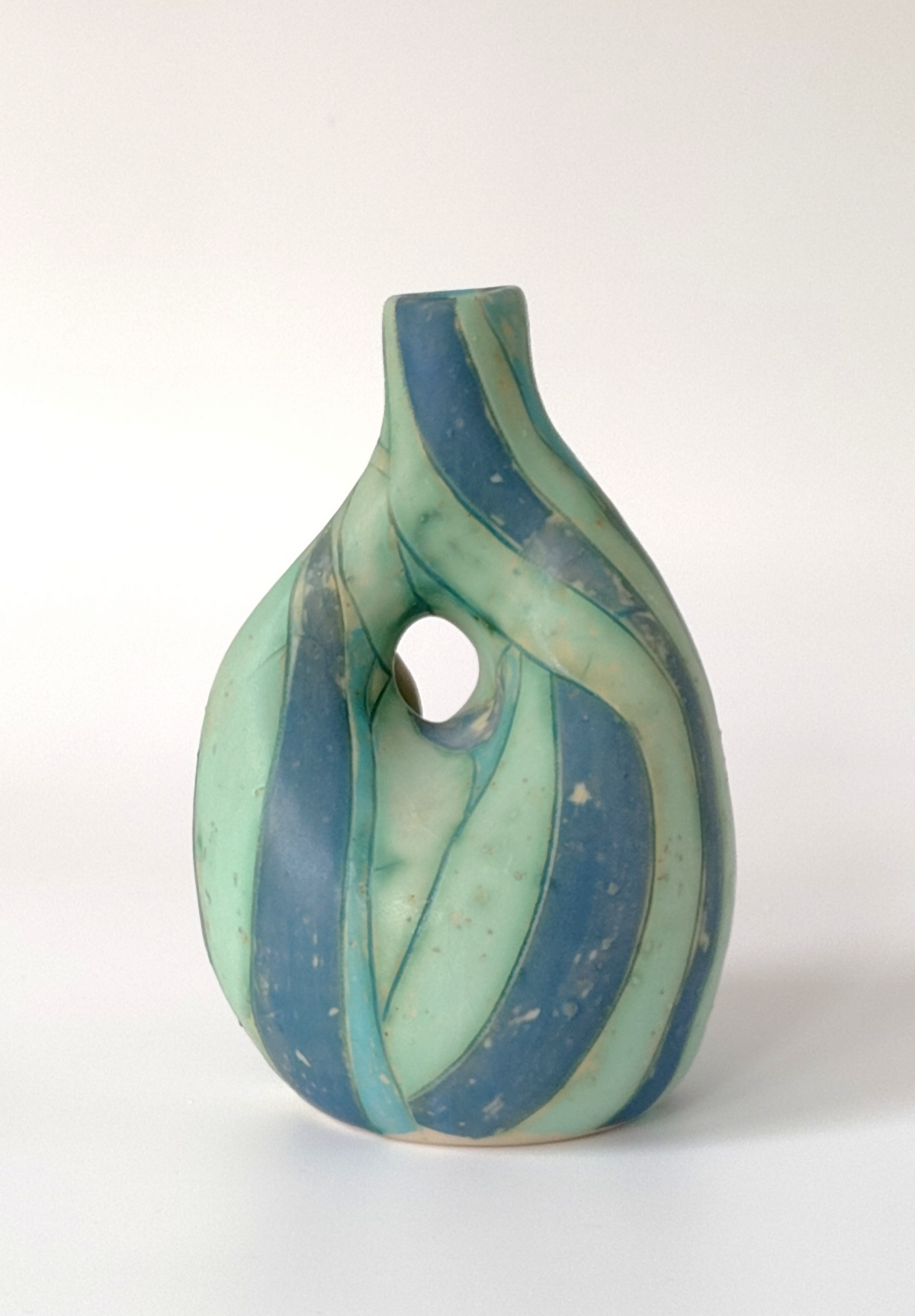 Heron vase by Sabrina keramiek – view 3