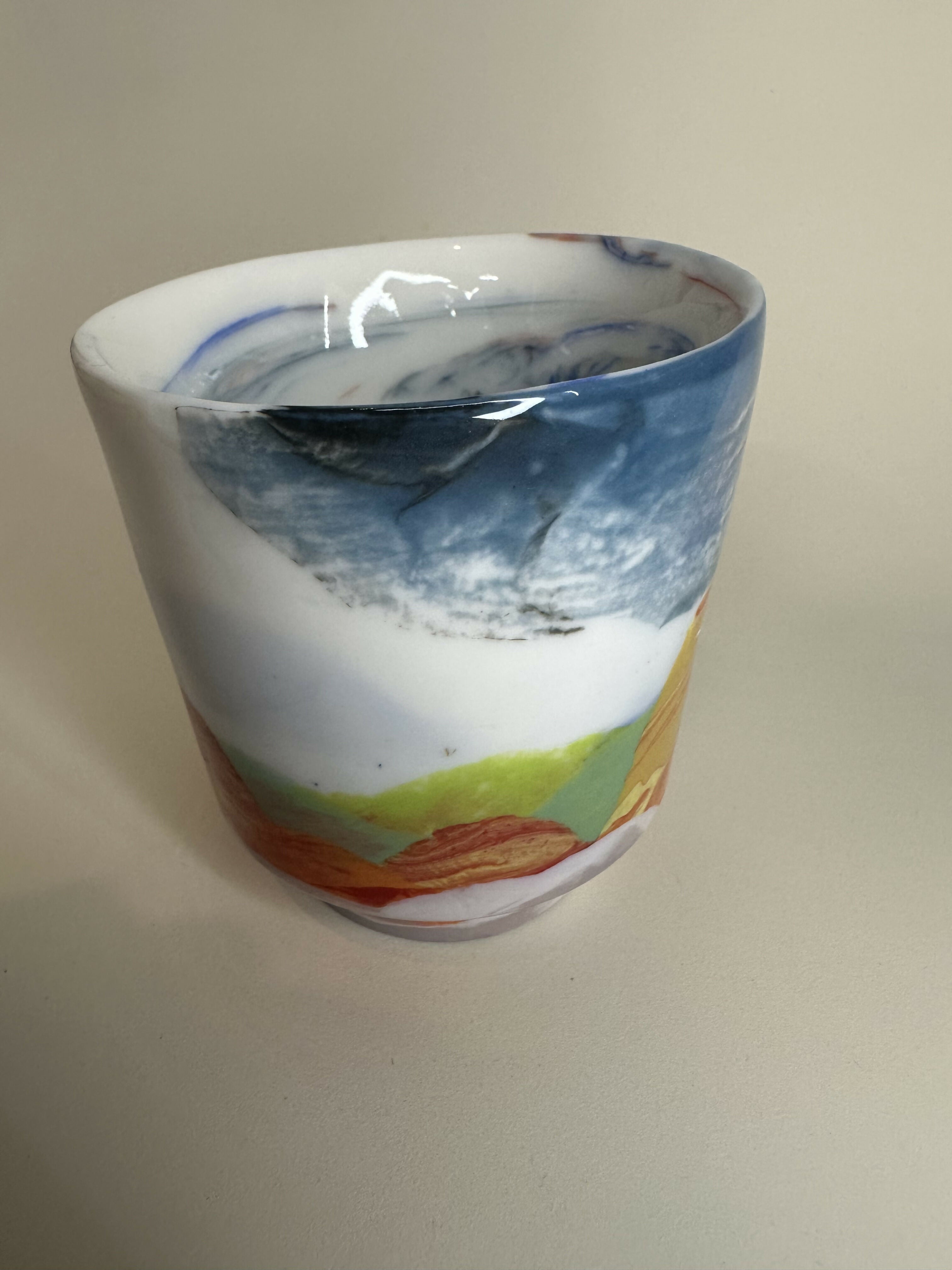 Porcelain Tides mok 2