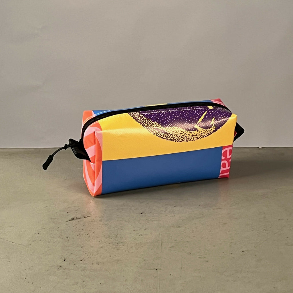 Etui | Gemaakt van een oude festivalbanner