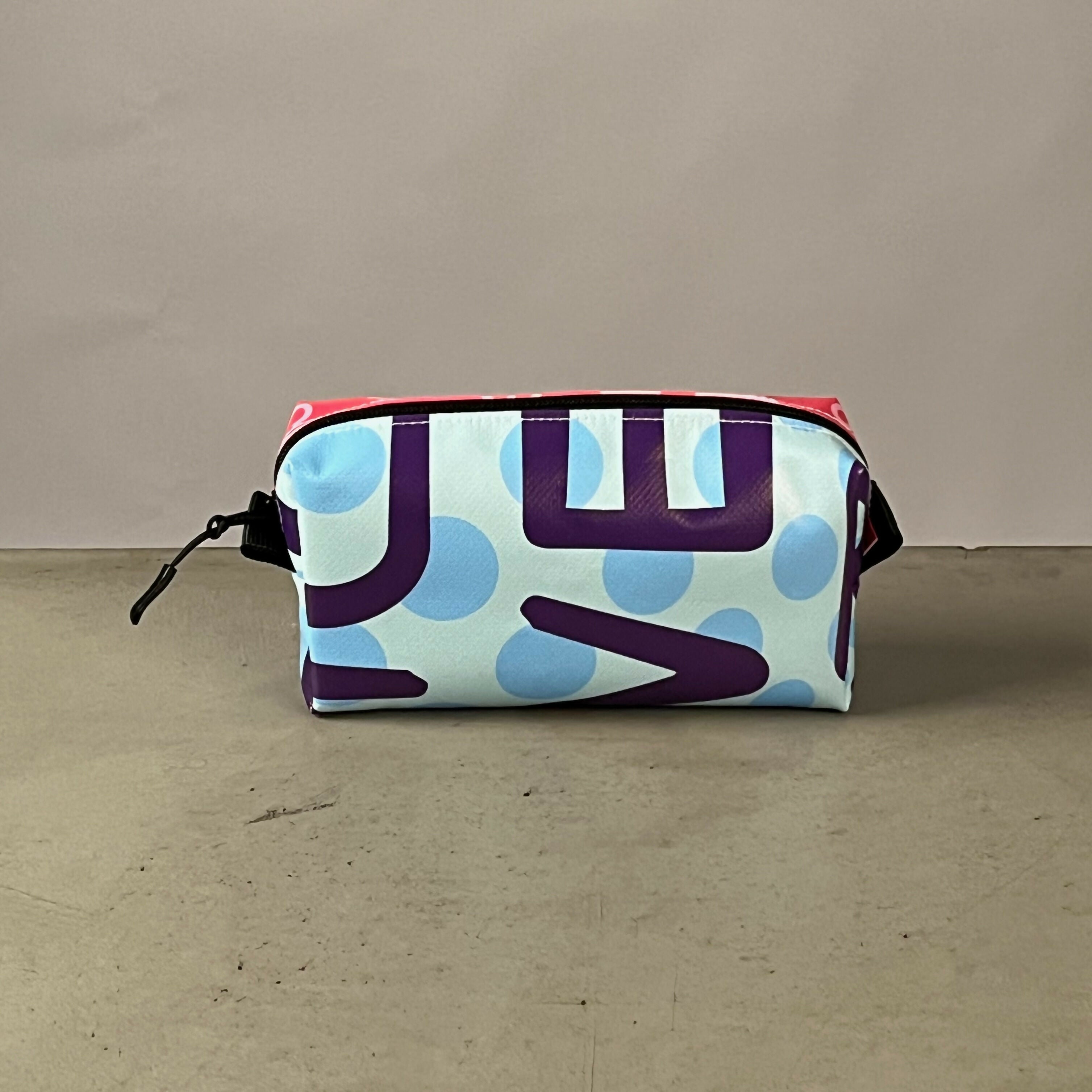 Etui | Gemaakt van een oude festivalbanner