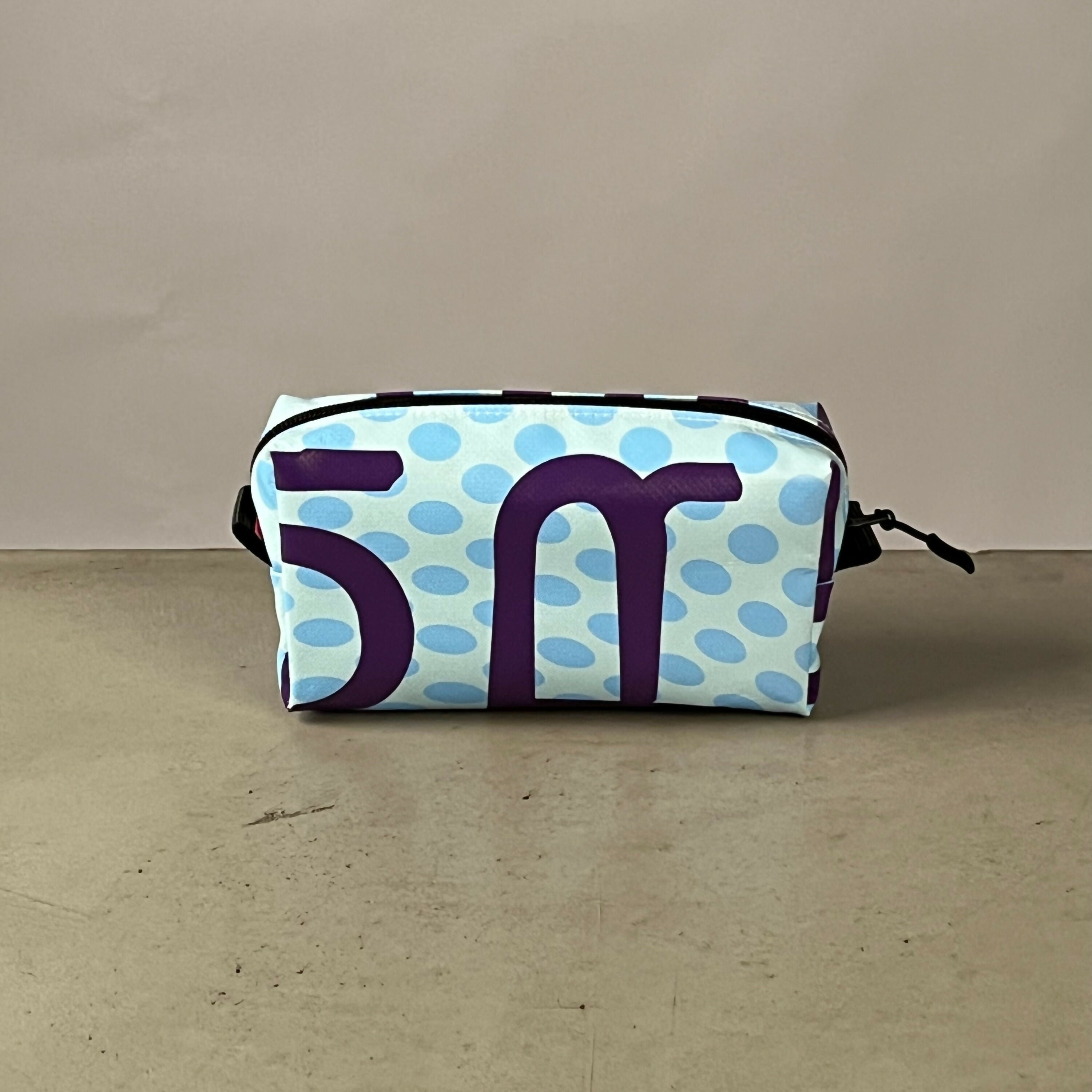 Etui | Gemaakt van een oude festivalbanner