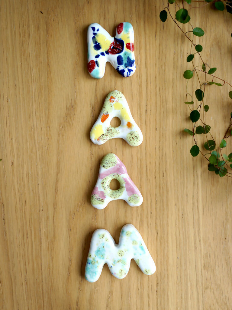 Keramieken letters NOAH