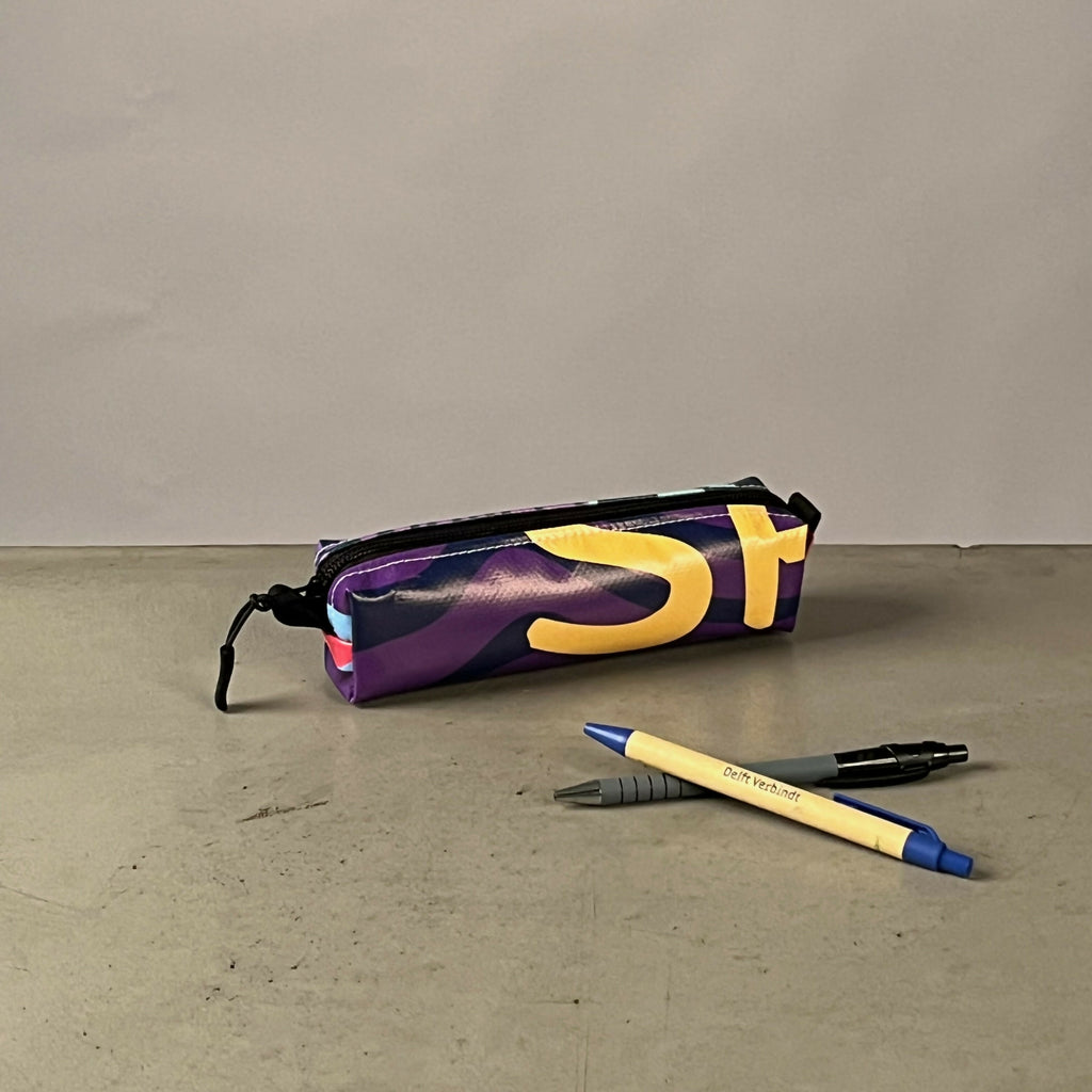 Etui | Gemaakt van een oude festivalbanner