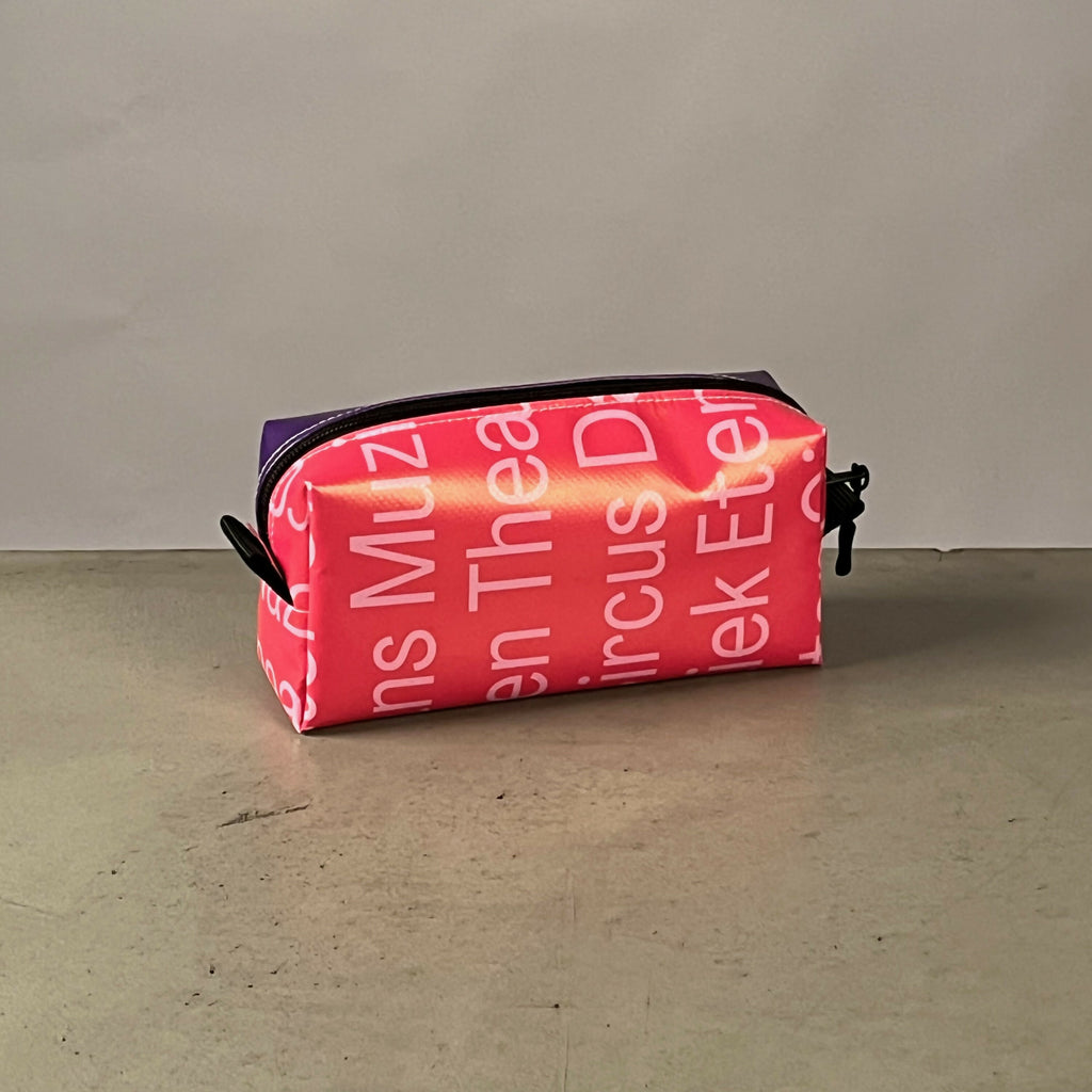 Etui | Gemaakt van een oude festivalbanner