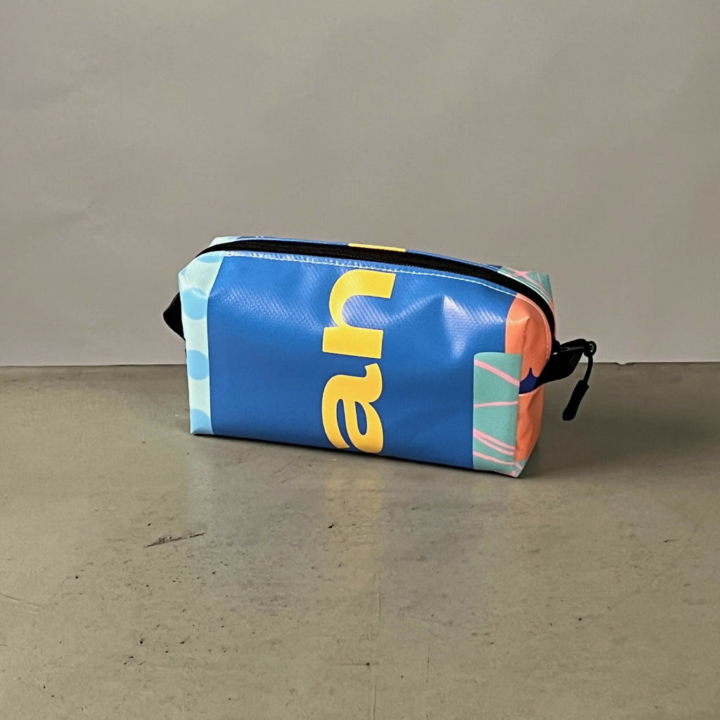 Etui | Gemaakt van een oude festivalbanner