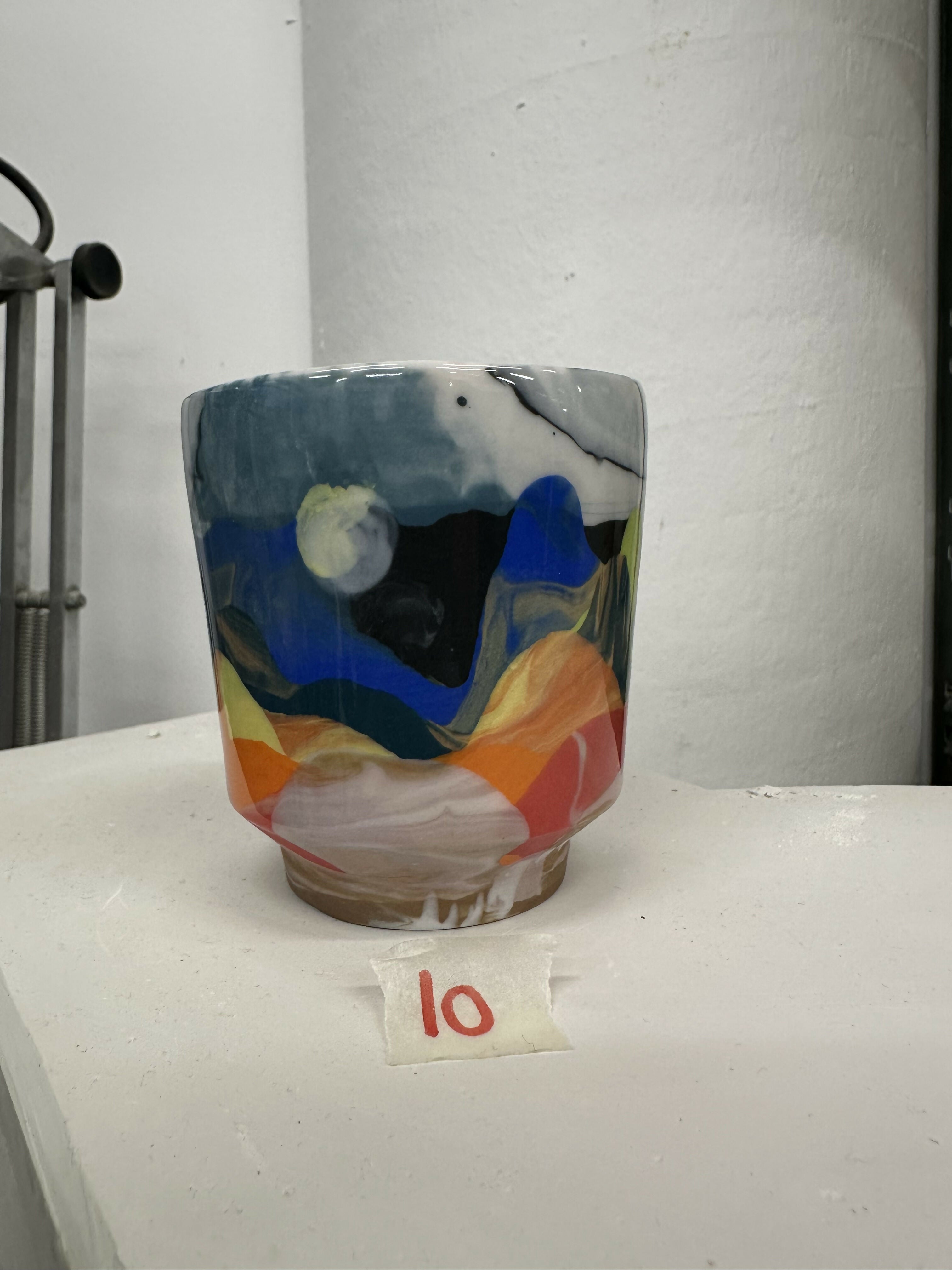 Porcelain Tides mok 10