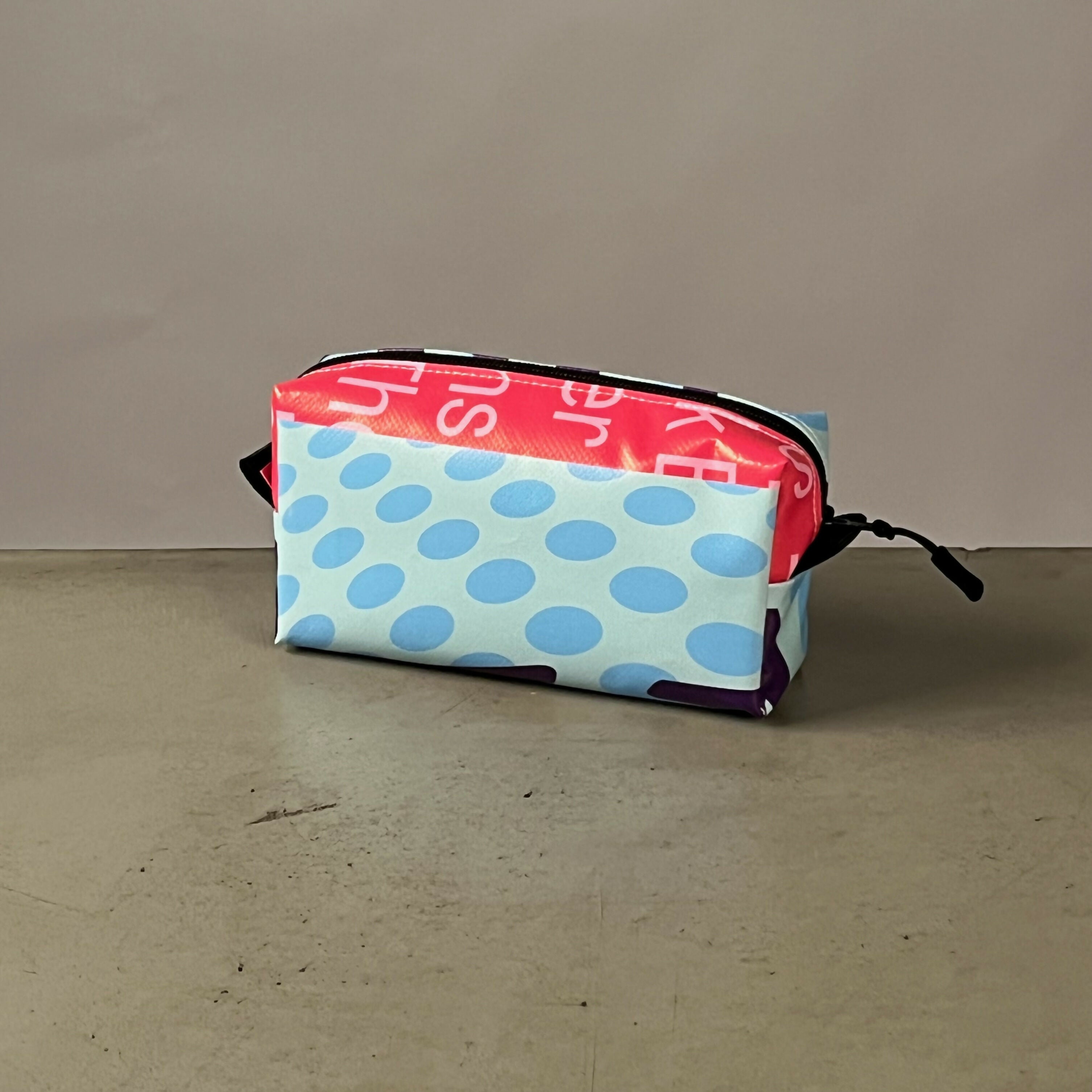 Etui | Gemaakt van een oude festivalbanner