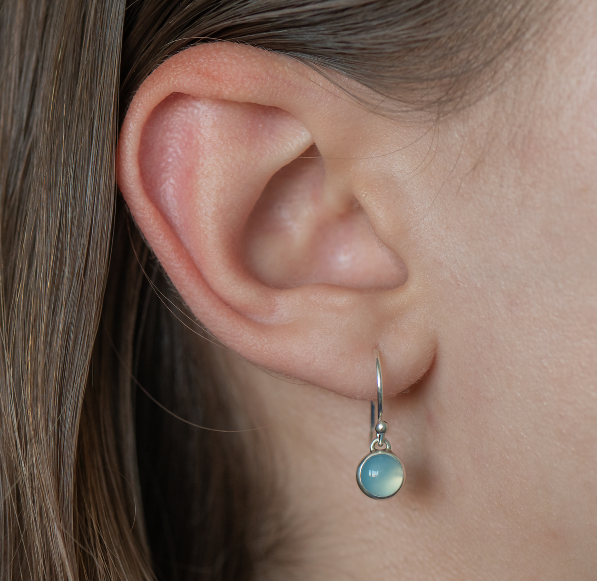 Oorbellen met blauwe onyx