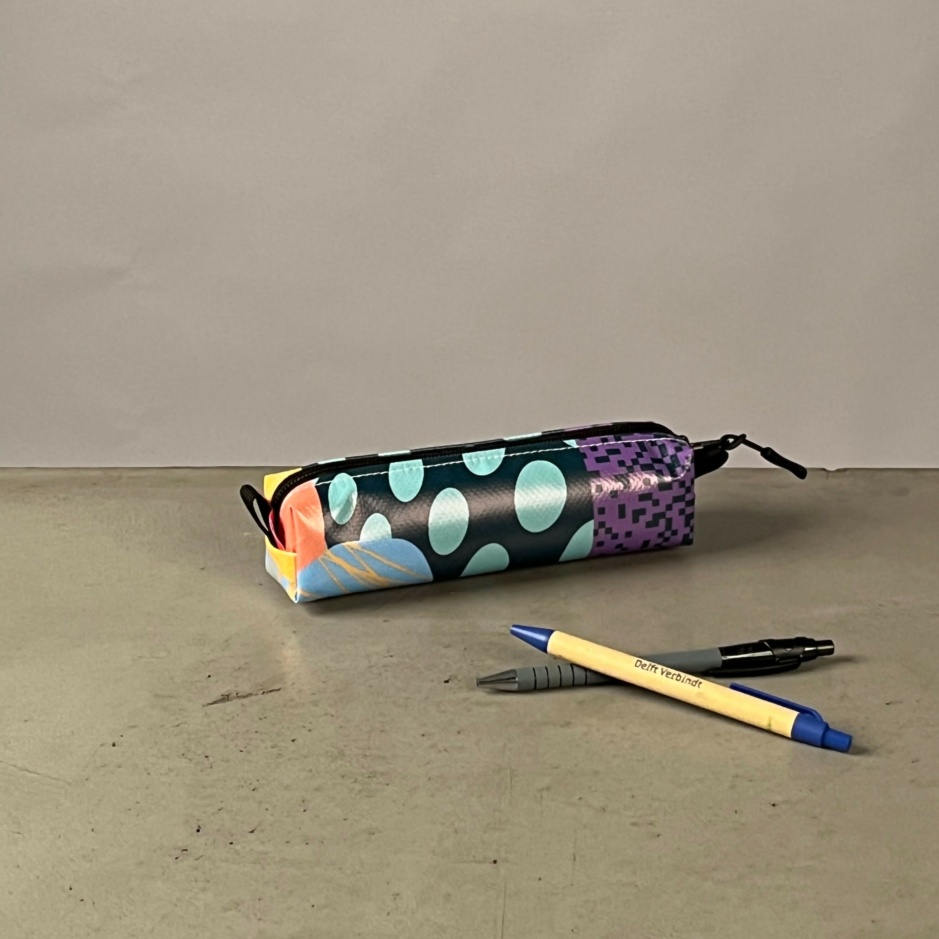 Etui | Gemaakt van een oude festivalbanner
