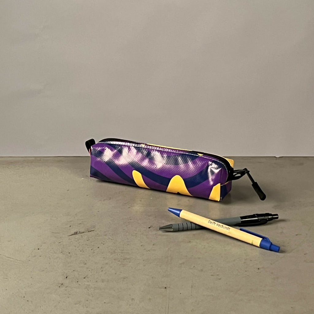 Etui | Gemaakt van een oude festivalbanner