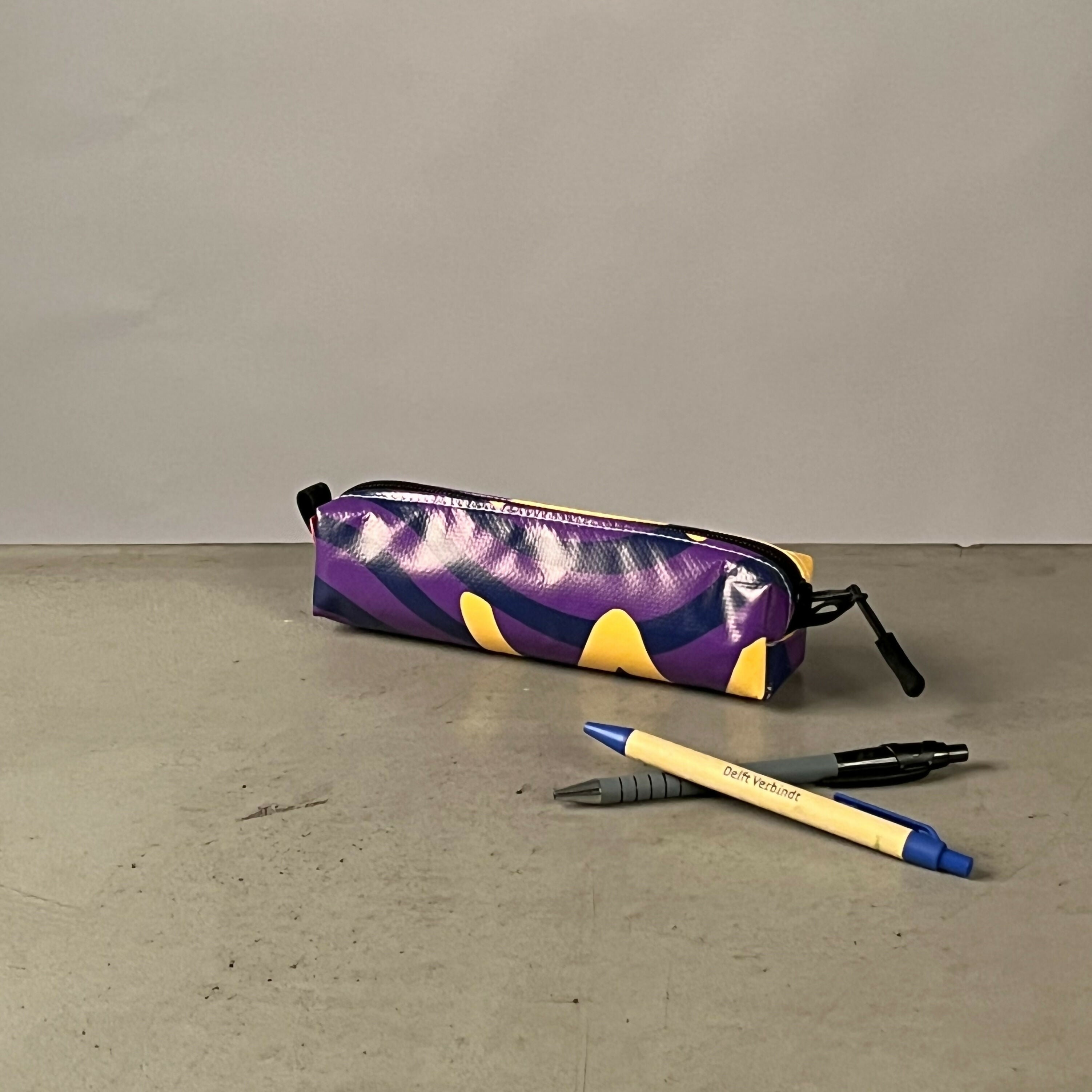 Etui | Gemaakt van een oude festivalbanner
