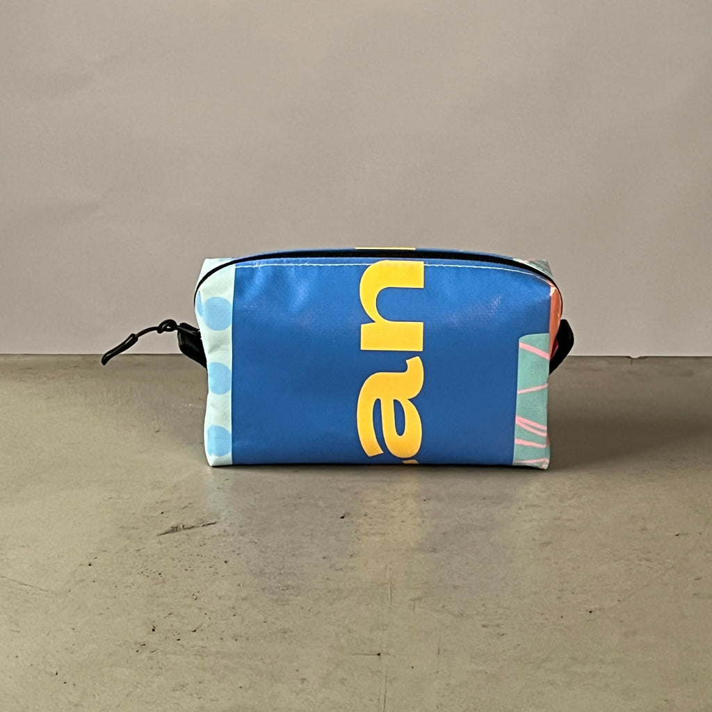 Etui | Gemaakt van een oude festivalbanner