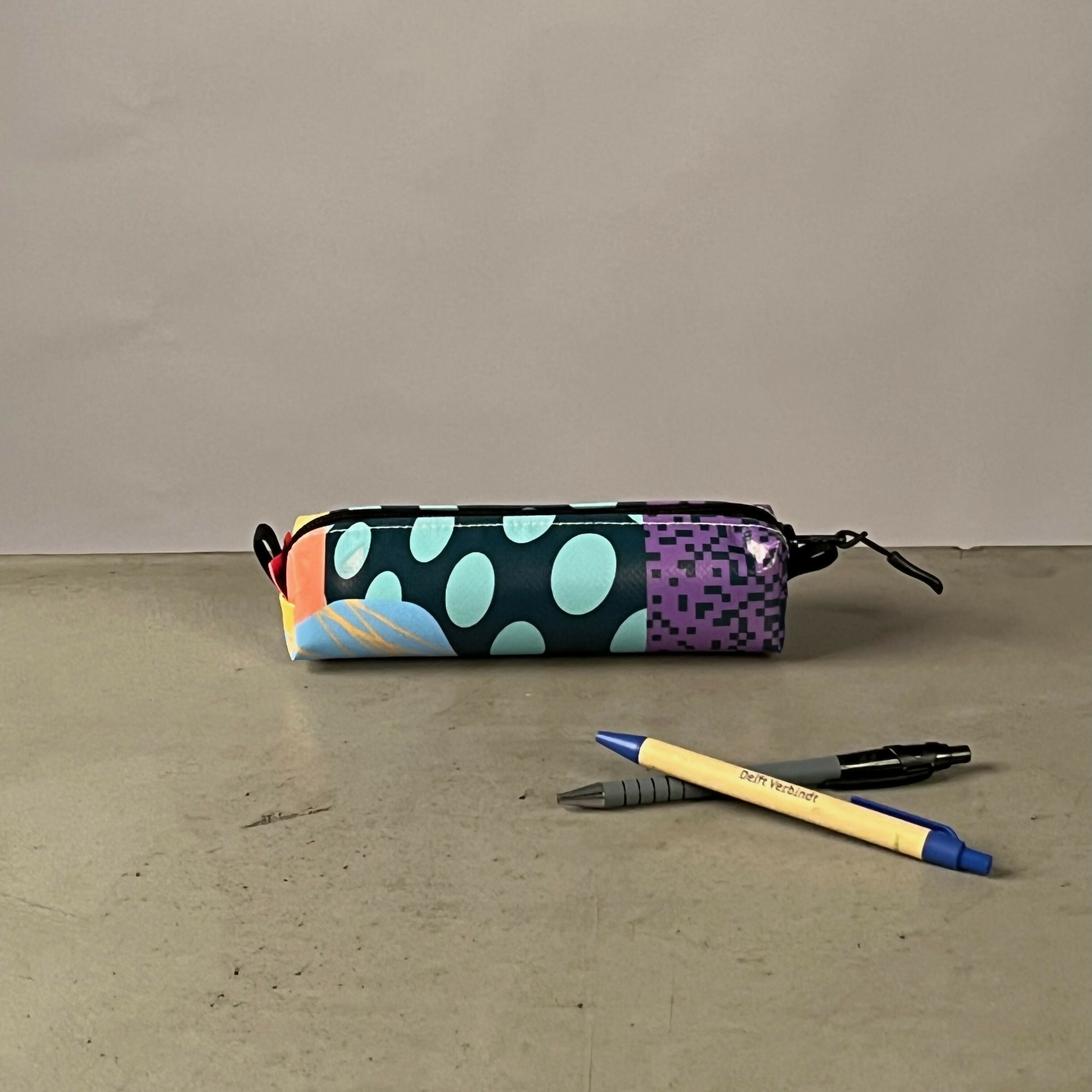 Etui | Gemaakt van een oude festivalbanner