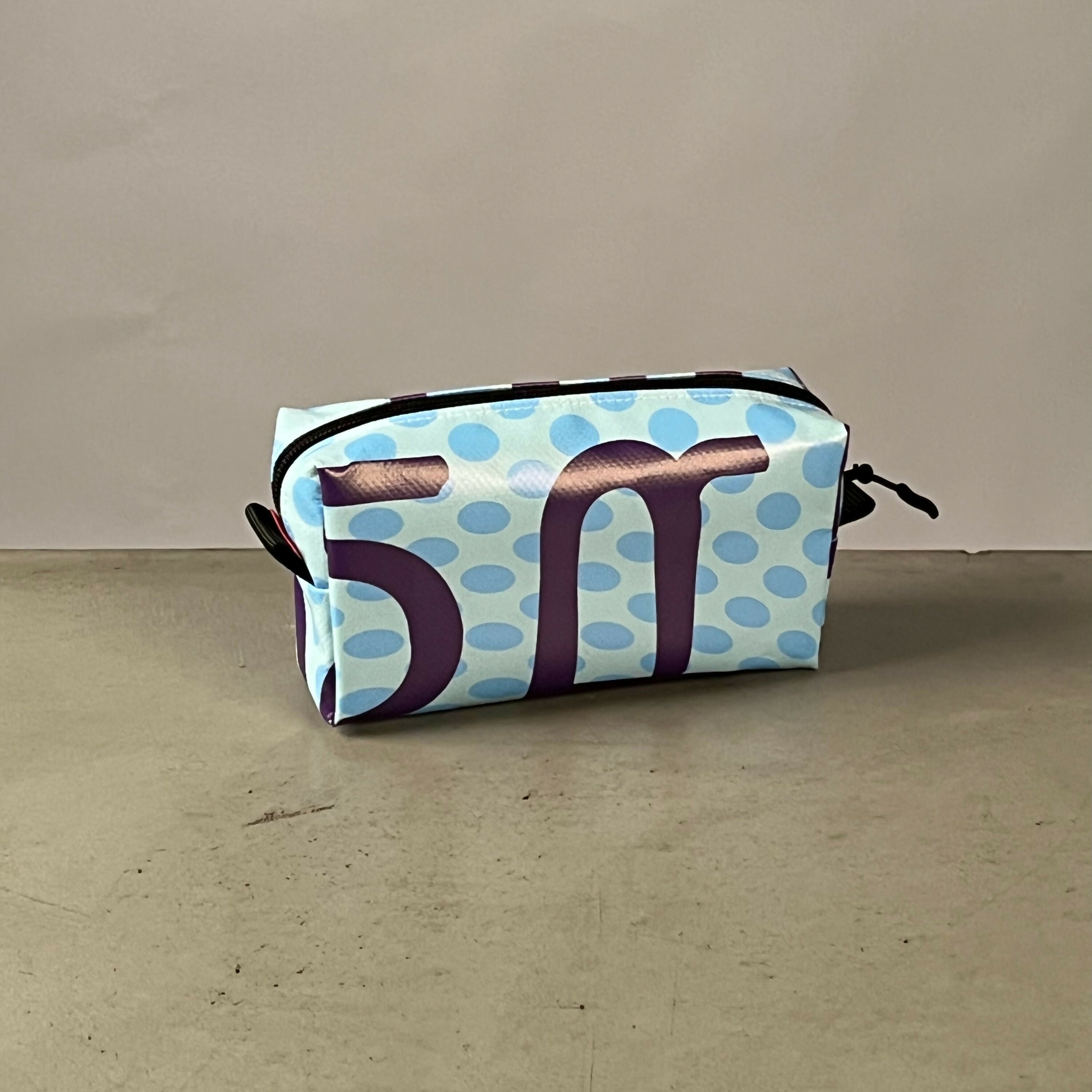 Etui | Gemaakt van een oude festivalbanner