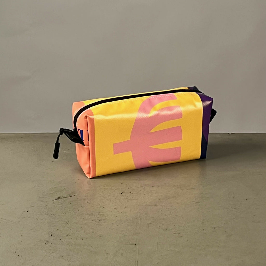 Etui | Gemaakt van een oude festivalbanner