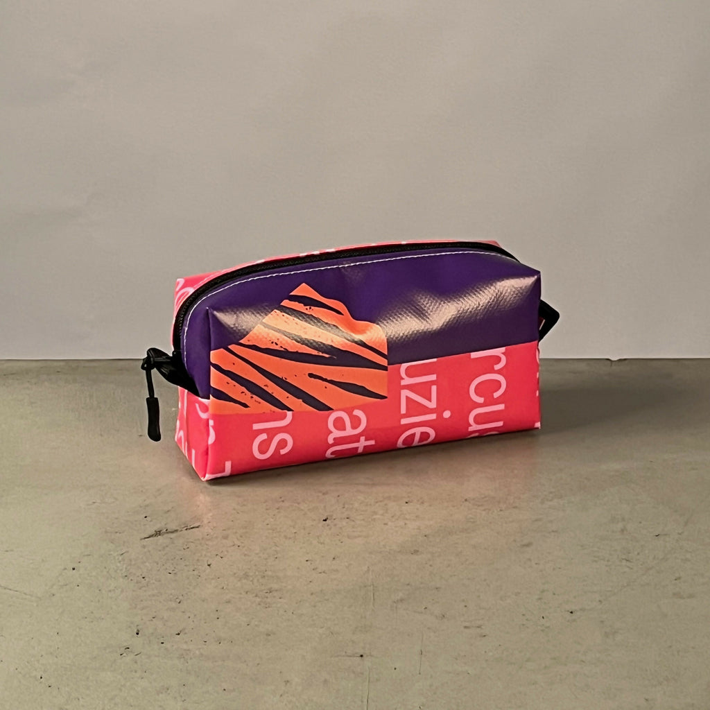 Etui | Gemaakt van een oude festivalbanner
