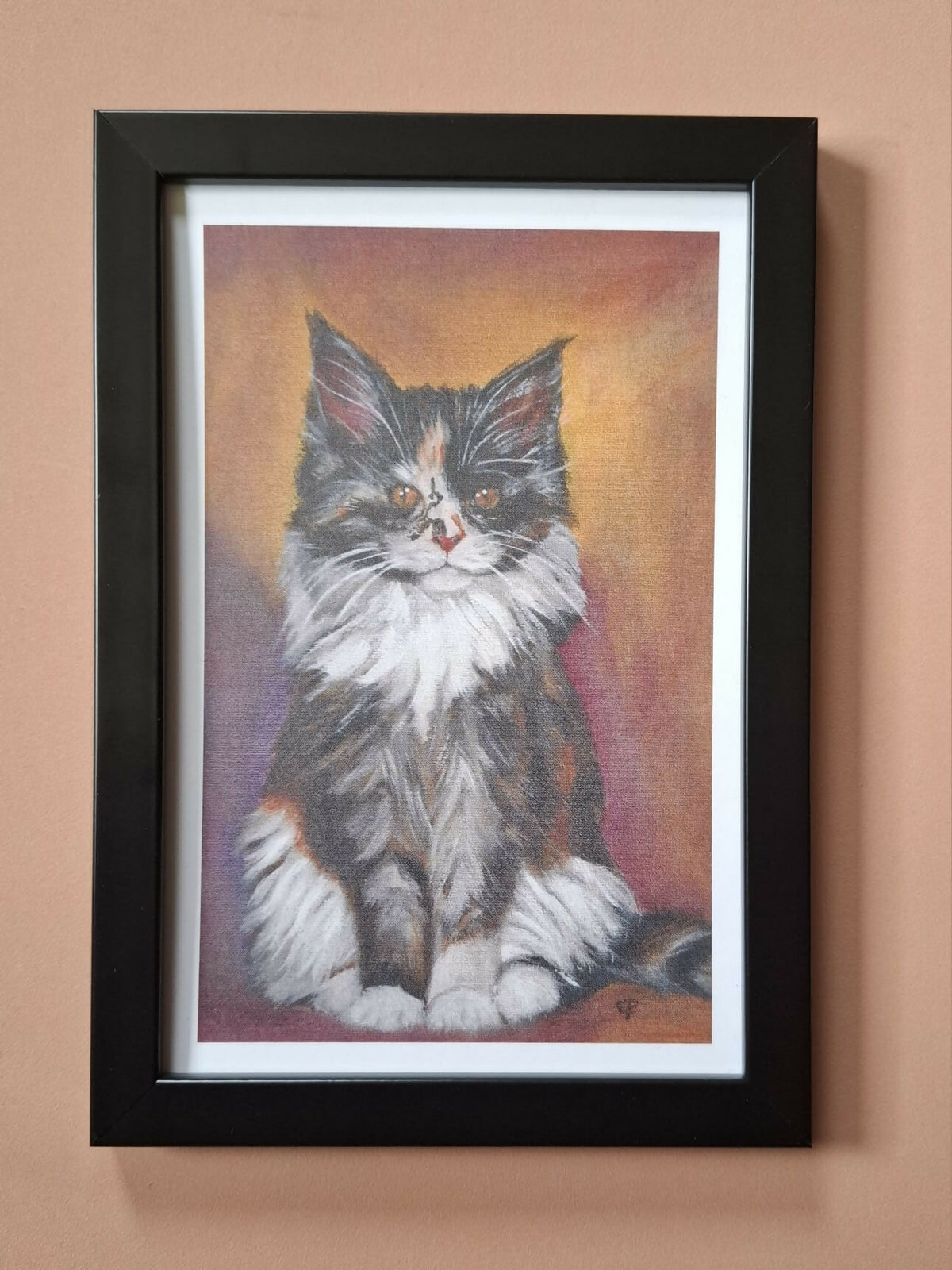 Cat print 'Luna'