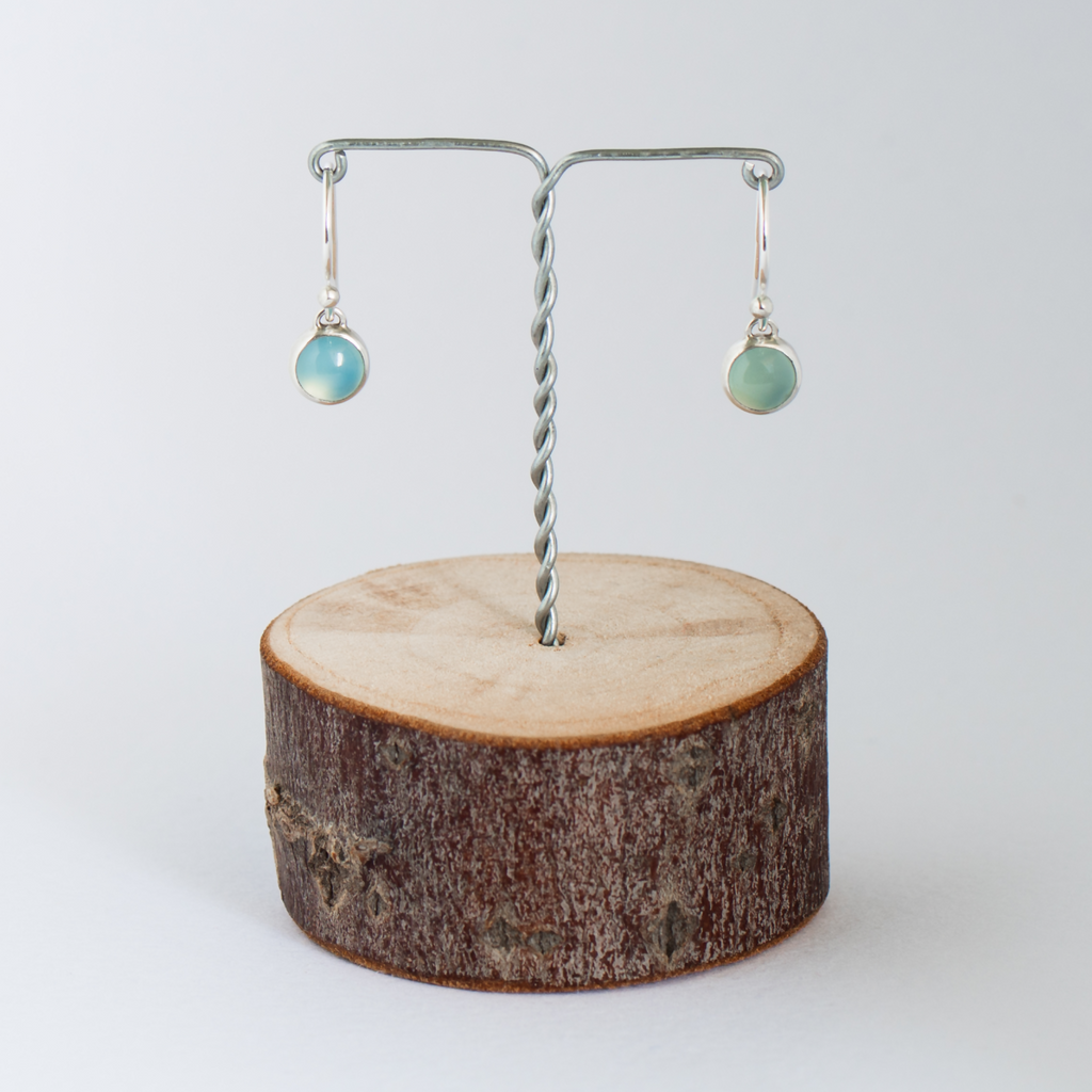 Oorbellen met blauwe onyx
